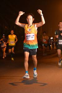 BIB: 948
                            <button type="button" onclick="openModal(9886270)" class="btn btn-primary btn-sm float-right btn-popup" data-toggle="modal" data-target=".modal-high-quality">
                        <i class="fas fa-shopping-cart"></i> Add to Cart
                    </button>
                                            <button type="button" onclick="isThisMe(9886270, true)" class="btn btn-success btn-sm float-right btn-popup btn-isme hidden" data-toggle="tooltip" data-placement="bottom" title="นี่คือรูปของคุณใช่ไหม คลิกที่นี่เพื่อเอาเข้าอัลบั้ม">
                        <i class="fas fa-plus"></i> Add to album
                    </button>
                    <button type="button" onclick="isThisMe(9886270, false)" class="btn btn-warning btn-sm float-right btn-popup btn-isnotme hidden">
                        <i class="fas fa-ban"></i> Remove from album
                    </button>